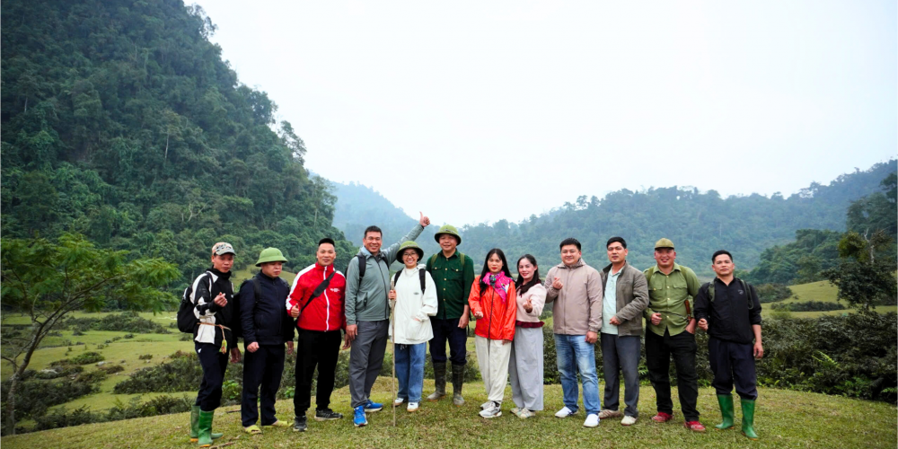 Đoàn công tác của ECODE tiến hành khảo sát thực địa tại xã Lâm Thượng.